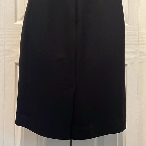 Loft Ann‎ Taylor Black Sleeveless Shift Dress Size 8P - Picture 8 of 10